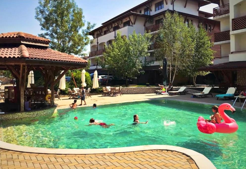 Apartament Studio Comfort Primorsko Mm Complex Екстер'єр фото