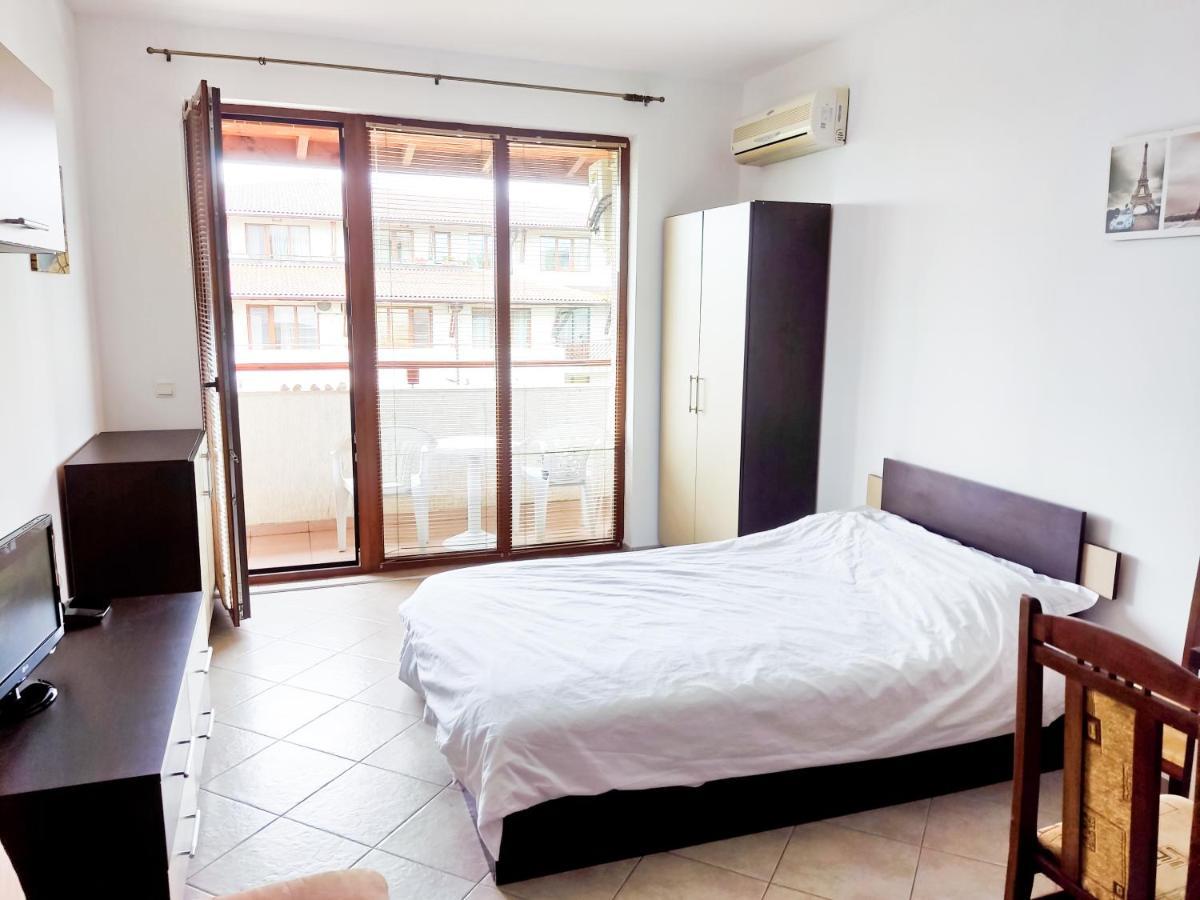 Apartament Studio Comfort Primorsko Mm Complex Екстер'єр фото