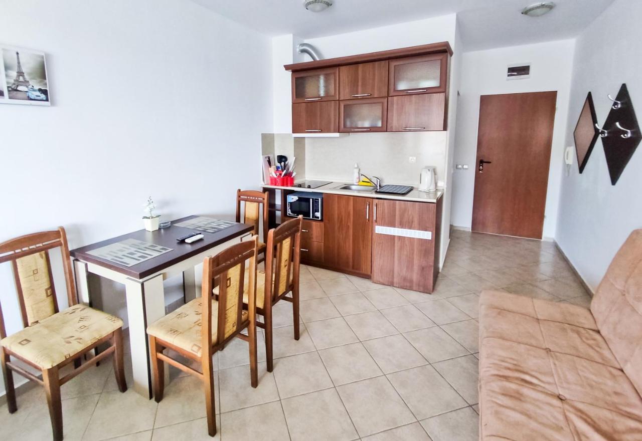 Apartament Studio Comfort Primorsko Mm Complex Екстер'єр фото
