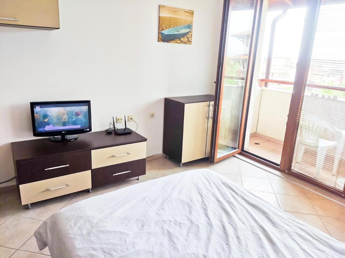 Apartament Studio Comfort Primorsko Mm Complex Екстер'єр фото